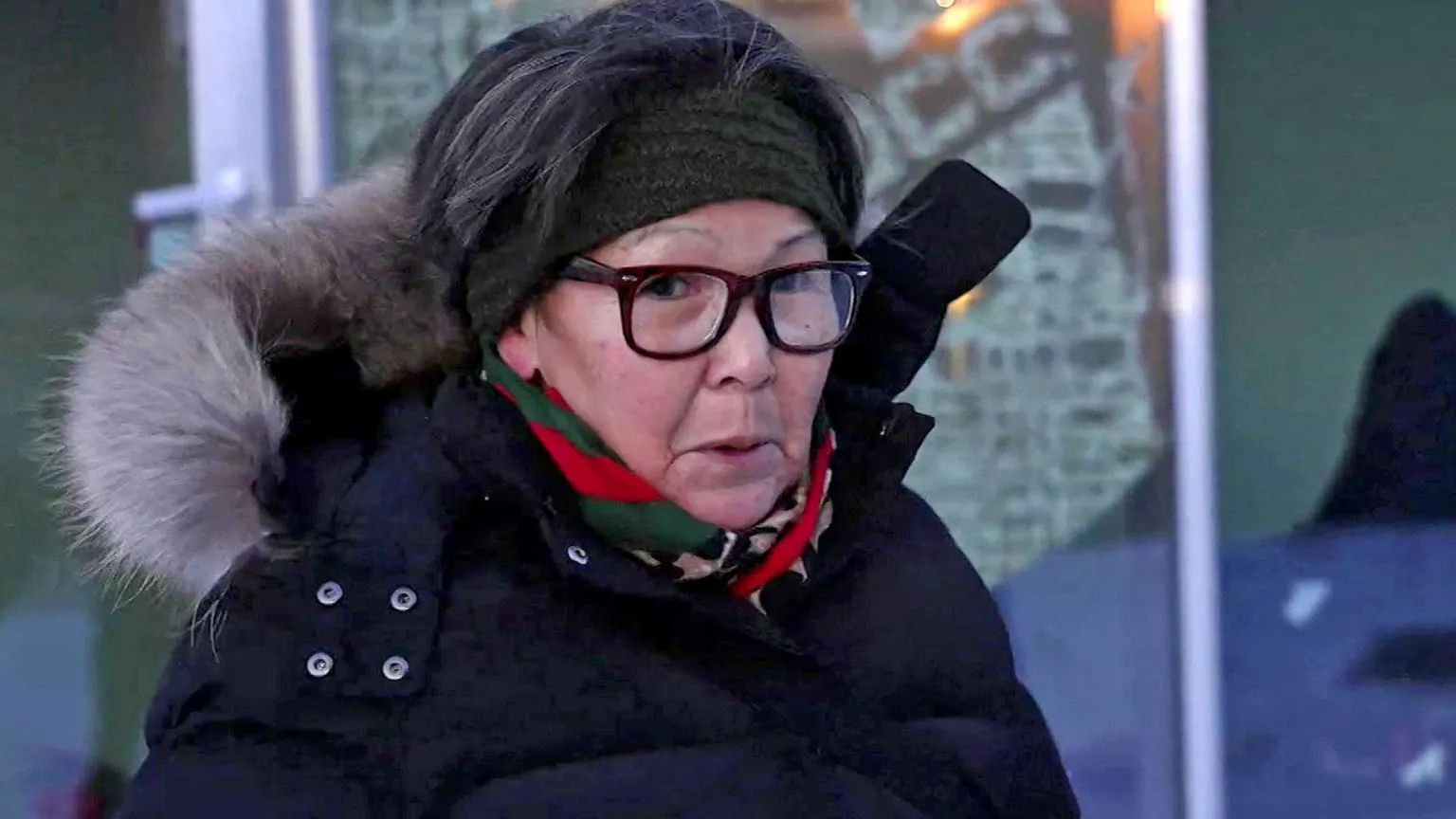 特朗普扬言强取格陵兰，当地居民回应：他疯了